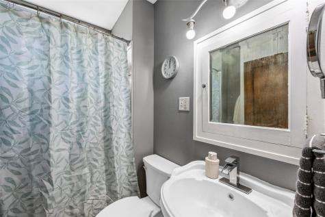 112 Bowling Street SW Cedar Rapids IA 52404