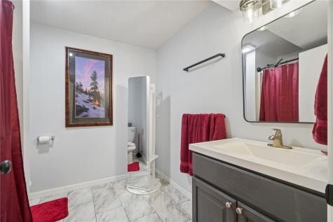 9902 Dutch Creek Drive Anamosa IA 52205