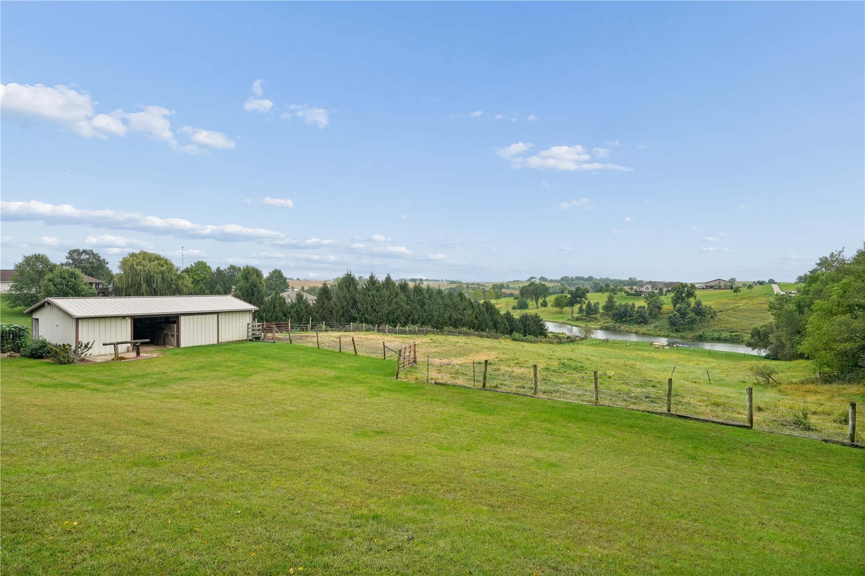 9902 Dutch Creek Drive Anamosa IA 52205