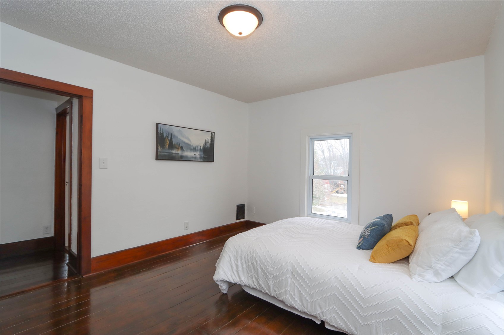 224 W Main Street Oxford IA 52322