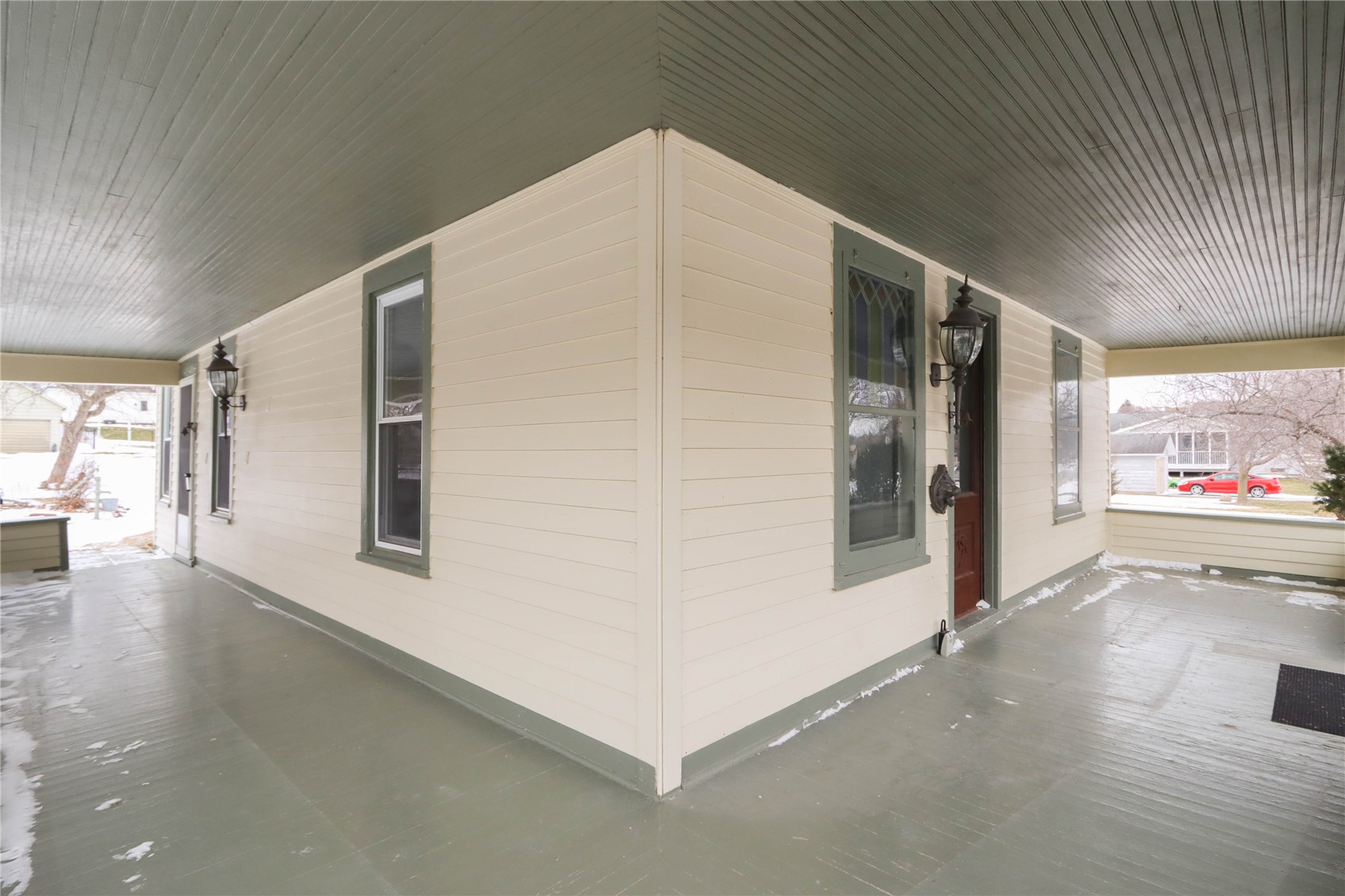 224 W Main Street Oxford IA 52322