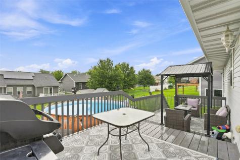 6613 Ohio Street SW Cedar Rapids IA 52404