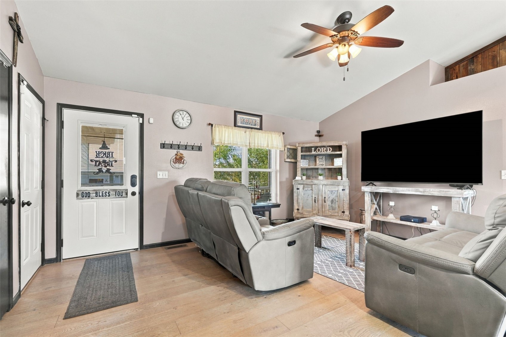 6613 Ohio Street SW Cedar Rapids IA 52404