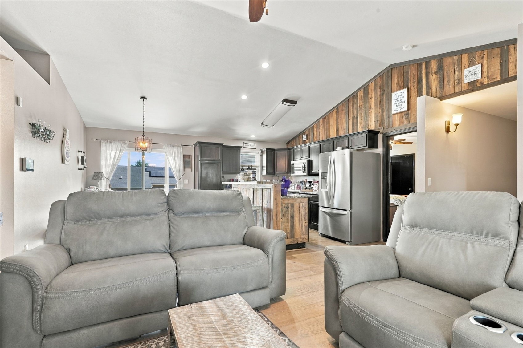 6613 Ohio Street SW Cedar Rapids IA 52404