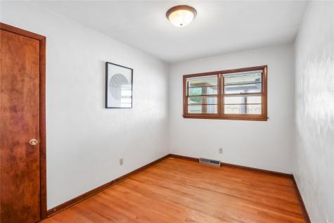 1711 34th Street NE Cedar Rapids IA 52402