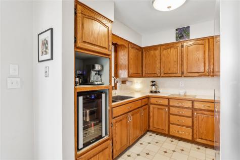 1711 34th Street NE Cedar Rapids IA 52402