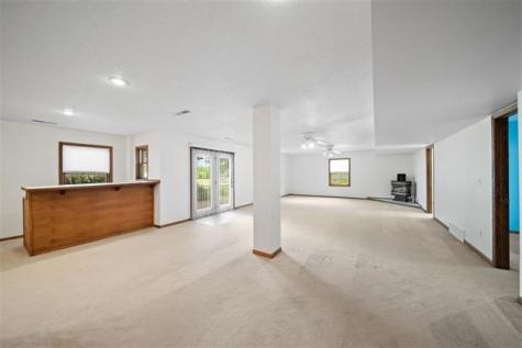 502 Plum Street Solon IA 52333