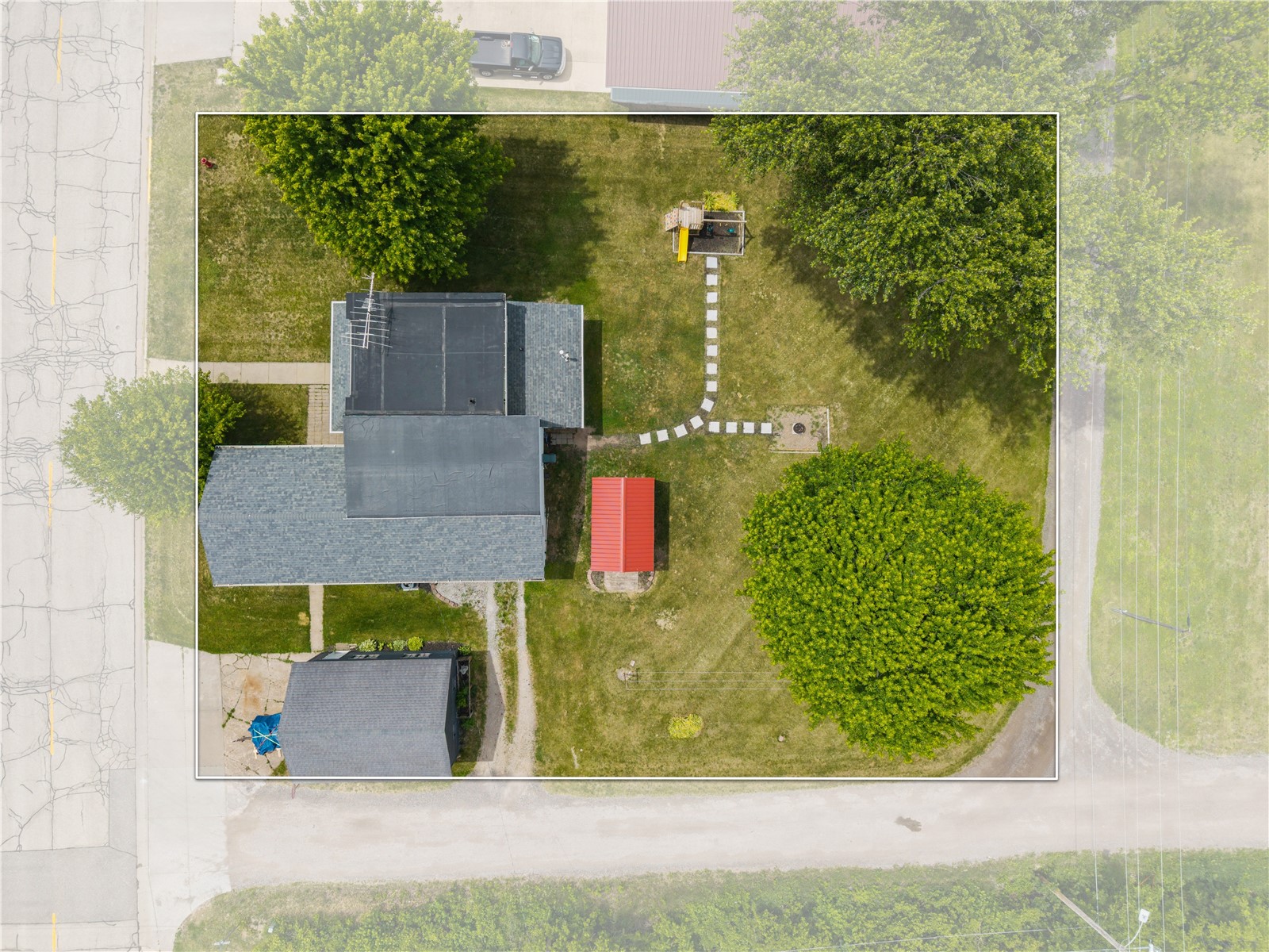 502 E Main Lisbon IA 52253