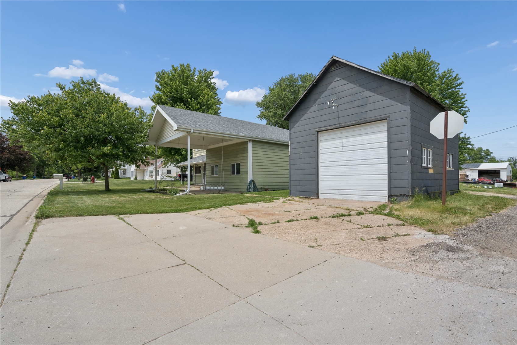 502 E Main Lisbon IA 52253