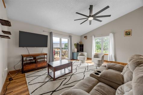 518 Tulip Court Tiffin IA 52340