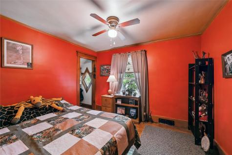 618 32nd Street NE Cedar Rapids IA 52402