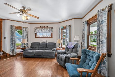 618 32nd Street NE Cedar Rapids IA 52402