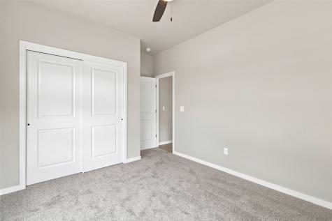 3048 Ridgeview Circle Coralville IA 52241
