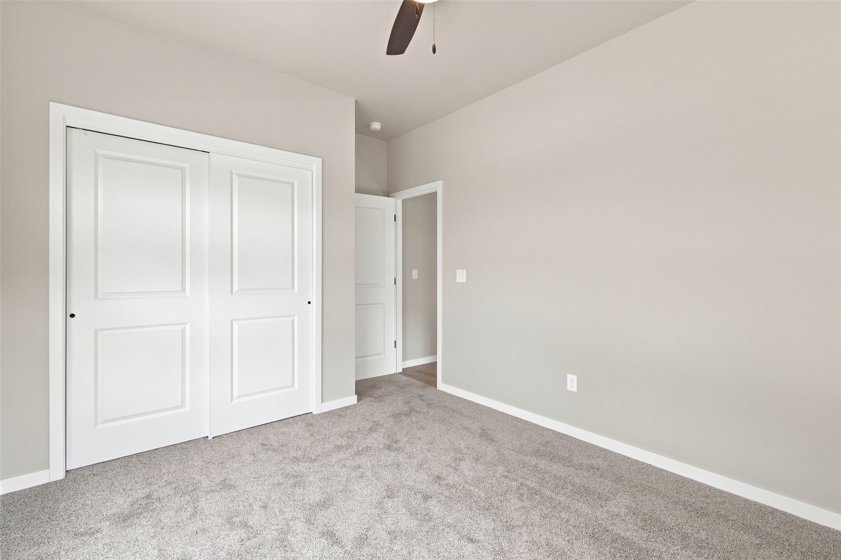 3048 Ridgeview Circle Coralville IA 52241