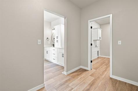3048 Ridgeview Circle Coralville IA 52241