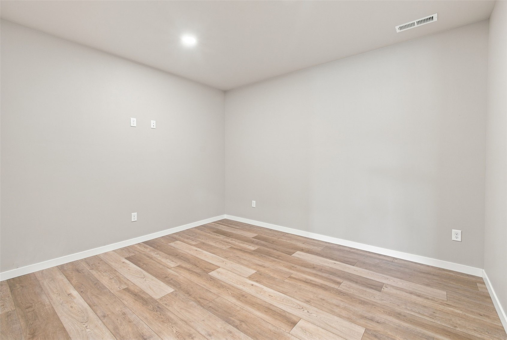 3048 Ridgeview Circle Coralville IA 52241