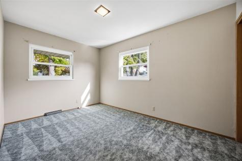 1643 Arizona Avenue NE Cedar Rapids IA 52402