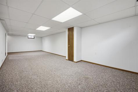 1643 Arizona Avenue NE Cedar Rapids IA 52402