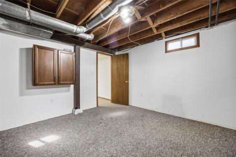 1643 Arizona Avenue NE Cedar Rapids IA 52402