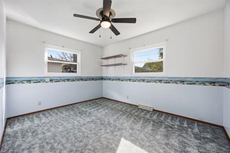 1643 Arizona Avenue NE Cedar Rapids IA 52402