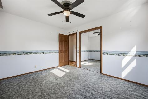 1643 Arizona Avenue NE Cedar Rapids IA 52402