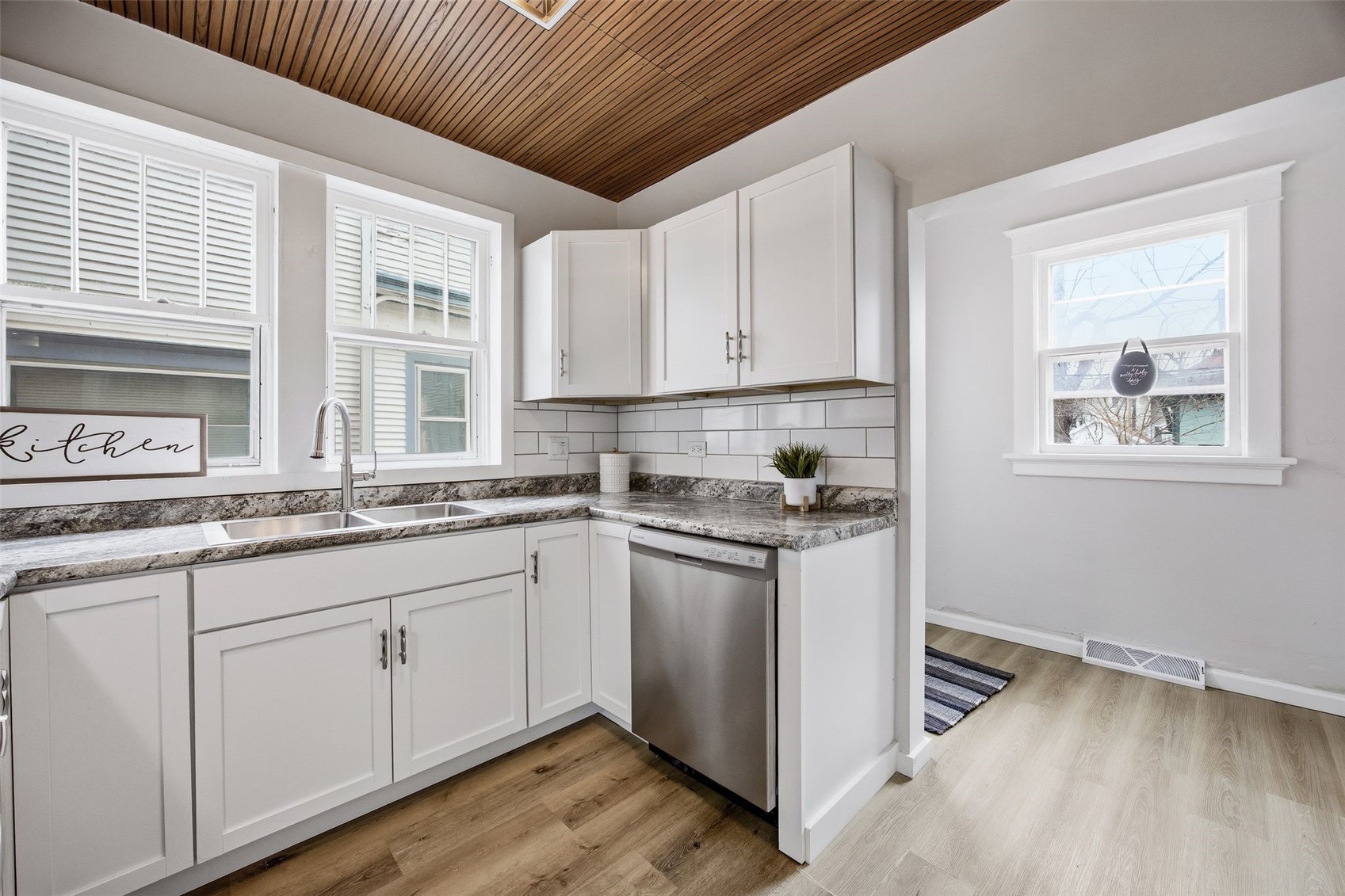 1730 Park Avenue SE Cedar Rapids IA 52403