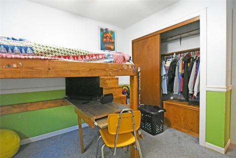 1612 Woodside Court NW Cedar Rapids IA 52405
