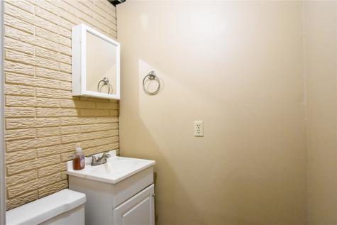 1612 Woodside Court NW Cedar Rapids IA 52405