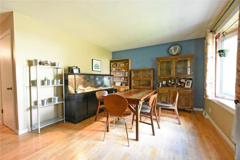 1612 Woodside Court NW Cedar Rapids IA 52405