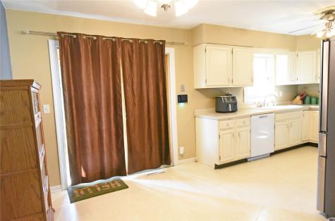 1612 Woodside Court NW Cedar Rapids IA 52405