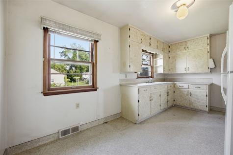2115 3rd Street SW Cedar Rapids IA 52404