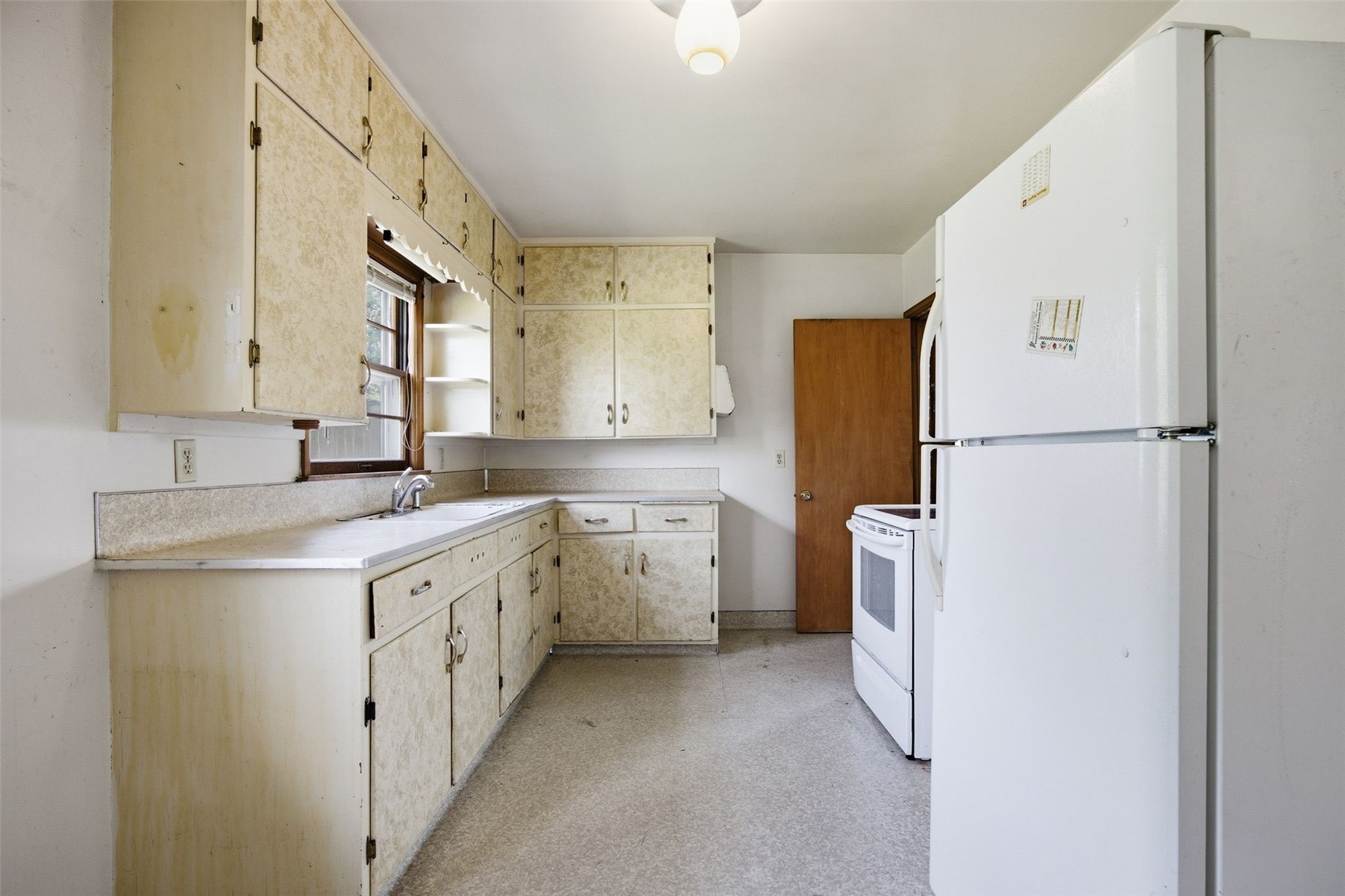 2115 3rd Street SW Cedar Rapids IA 52404