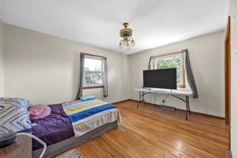 719 35th Street SE Cedar Rapids IA 52403