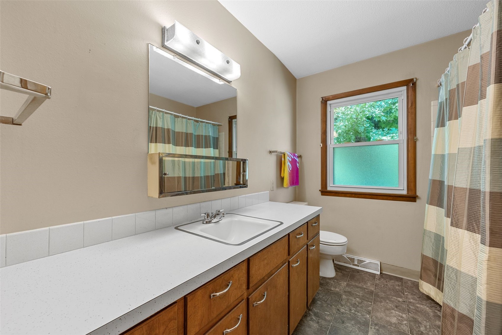 719 35th Street SE Cedar Rapids IA 52403