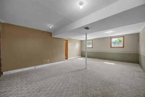 719 35th Street SE Cedar Rapids IA 52403