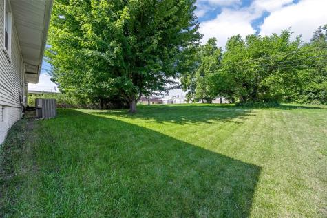 719 35th Street SE Cedar Rapids IA 52403