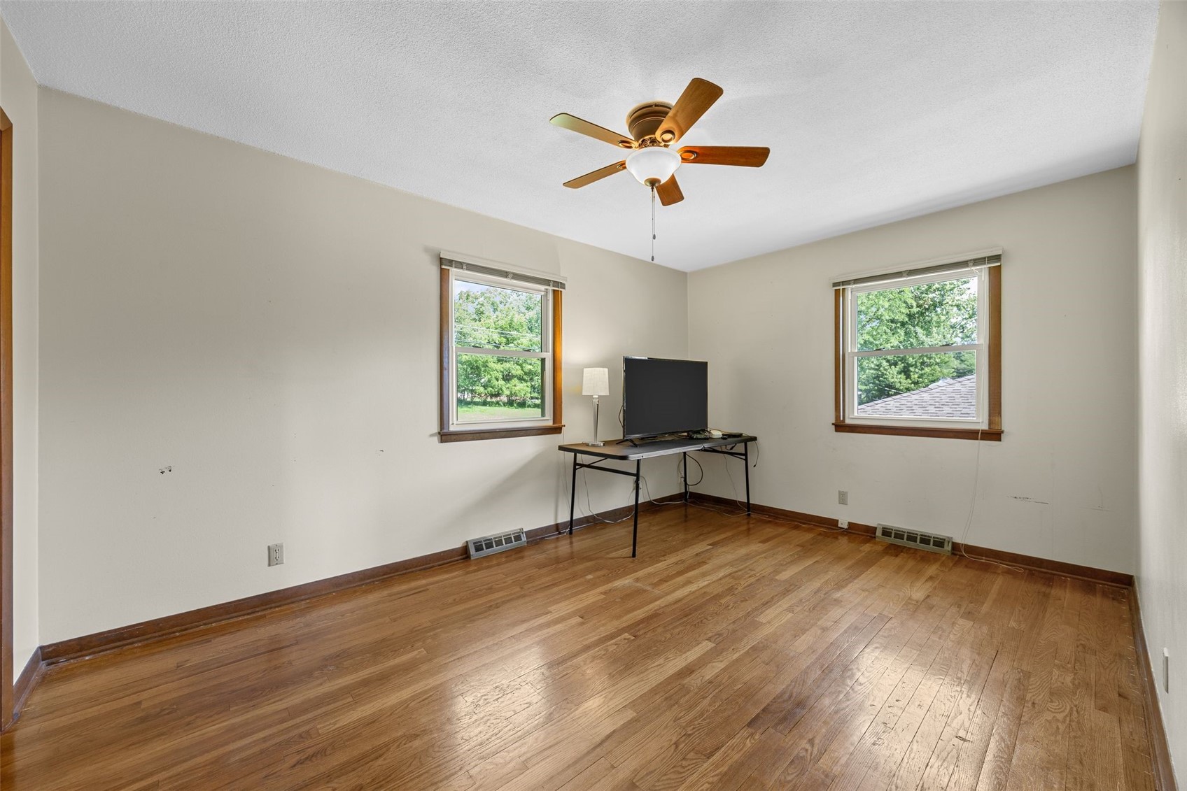 719 35th Street SE Cedar Rapids IA 52403