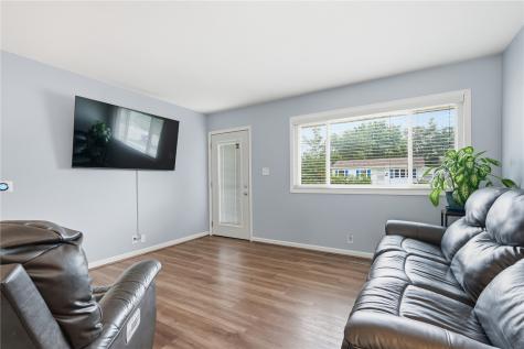310 Peace Avenue Cedar Rapids IA 52405