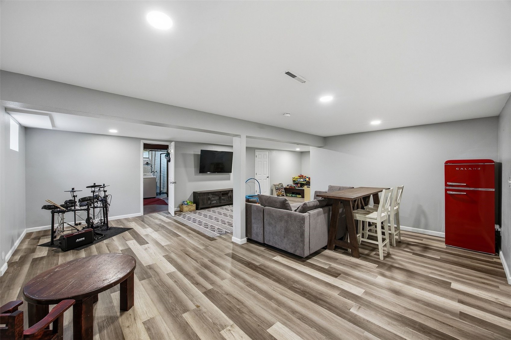 2332 Fairlane Drive NE Cedar Rapids IA 52402