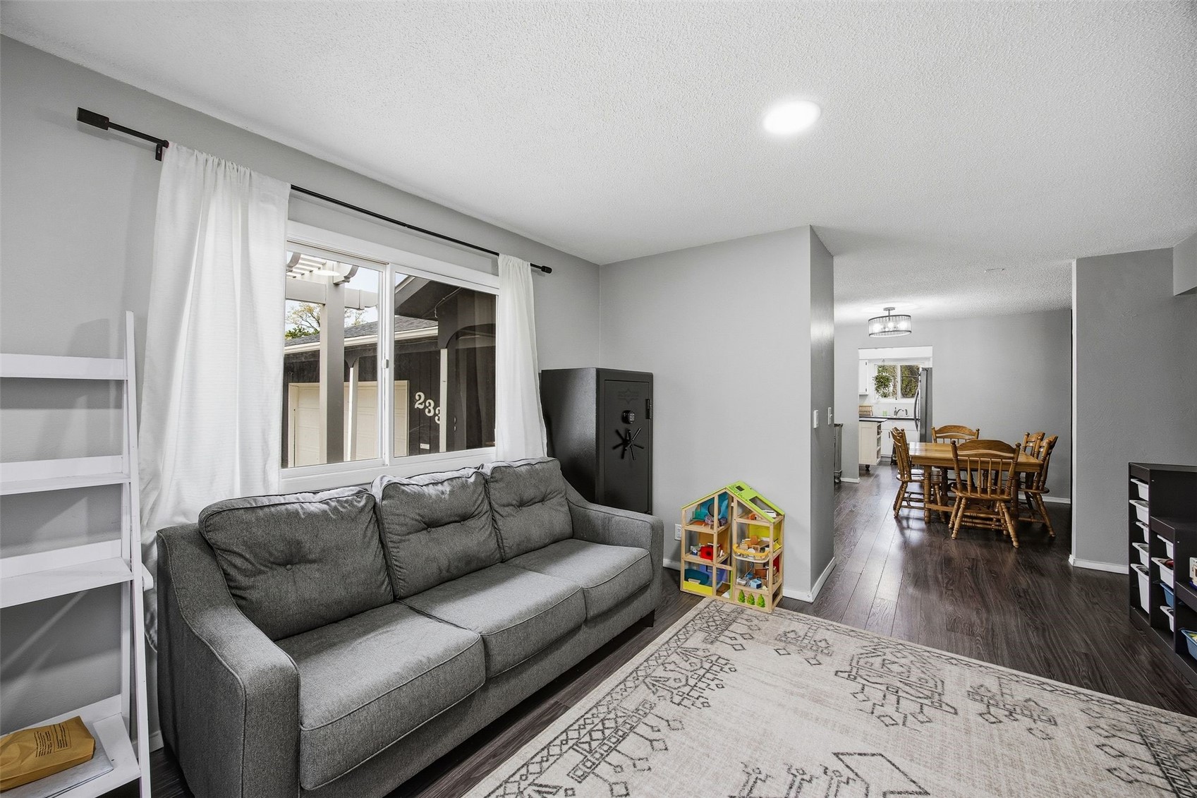 2332 Fairlane Drive NE Cedar Rapids IA 52402