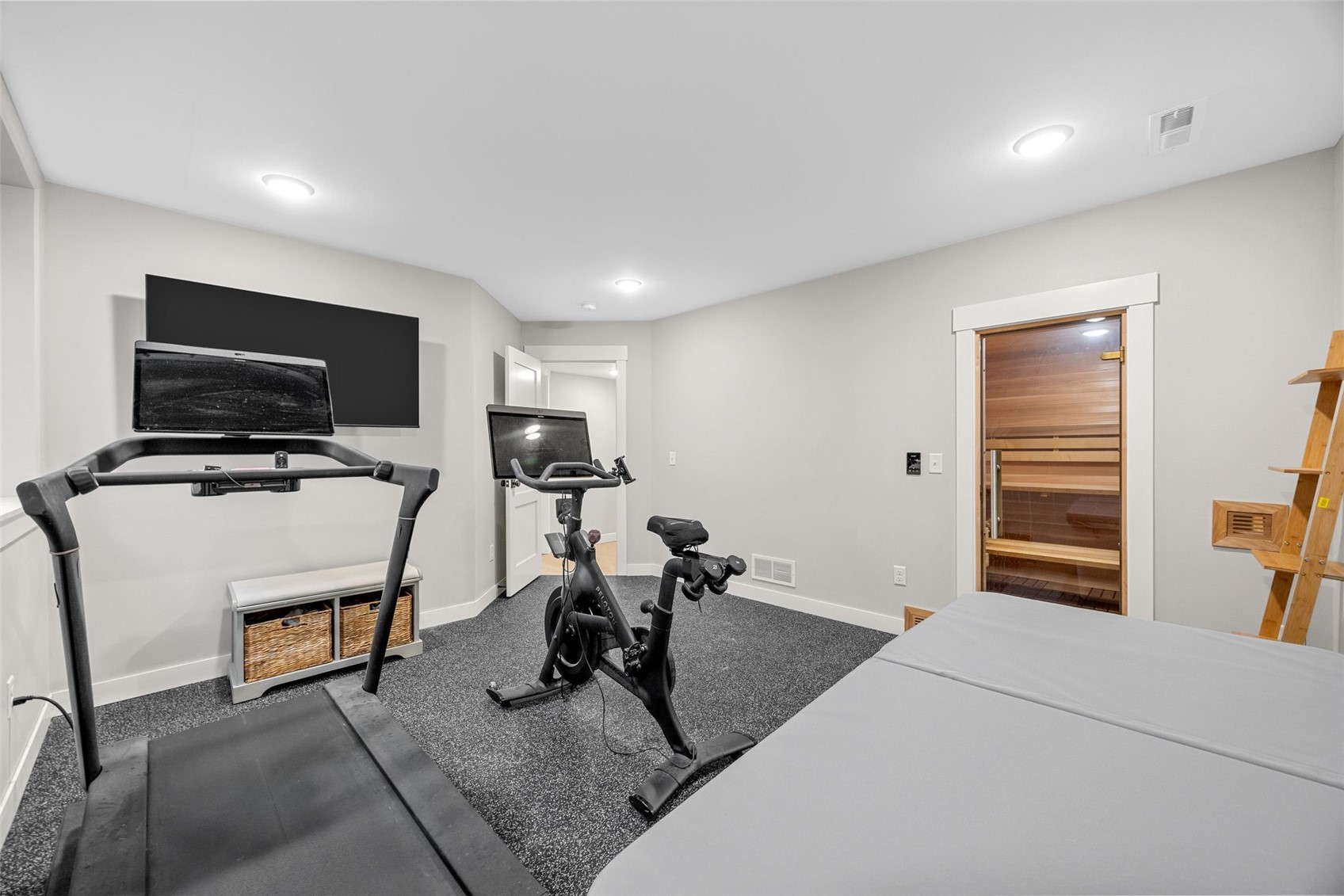 1022 Oakes Drive Iowa City IA 52245