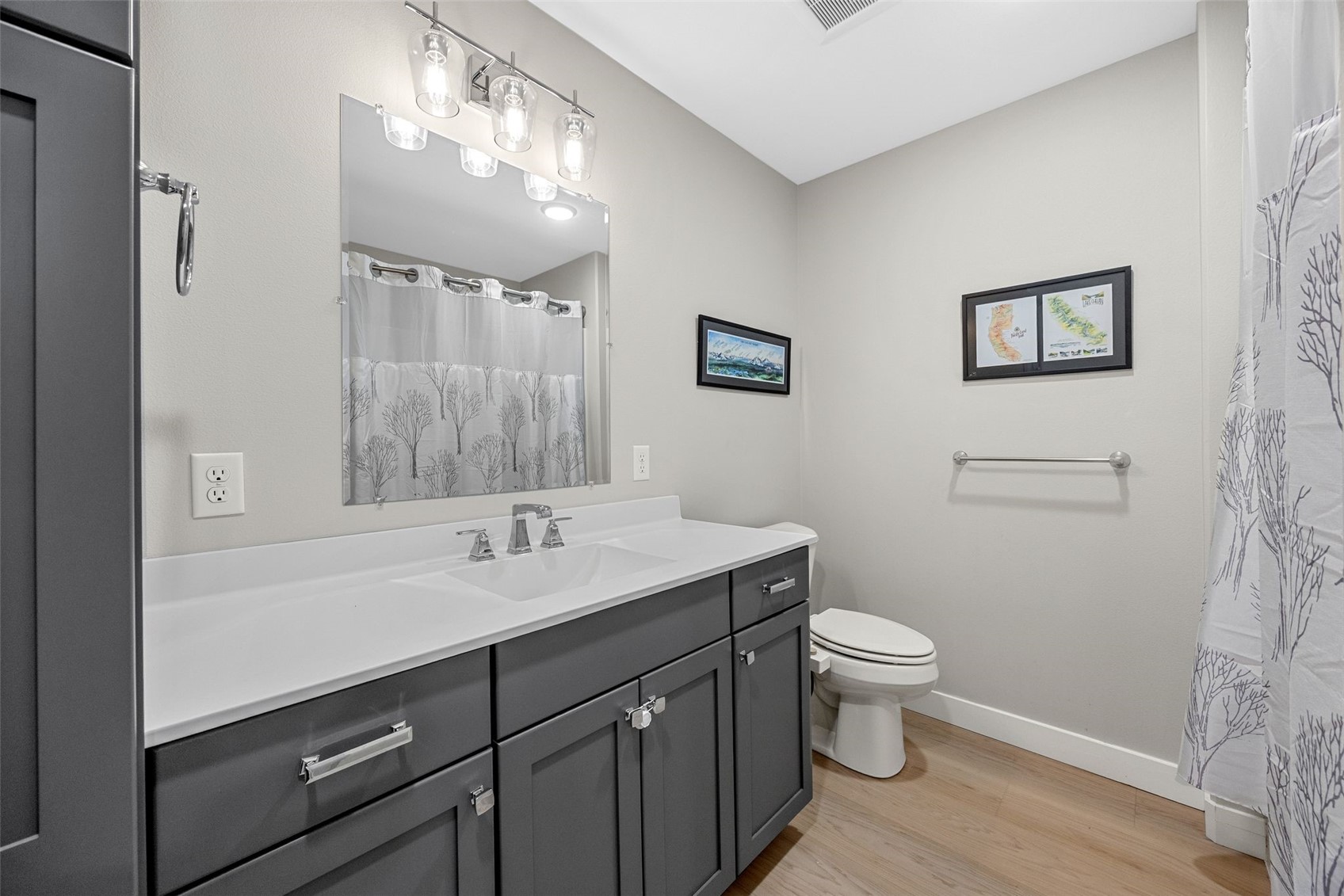 1022 Oakes Drive Iowa City IA 52245