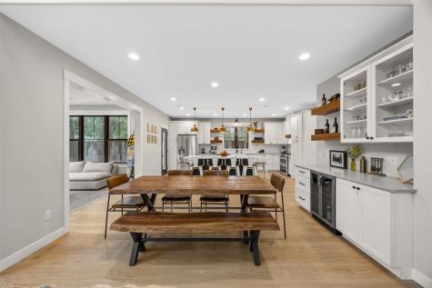 1022 Oakes Drive Iowa City IA 52245