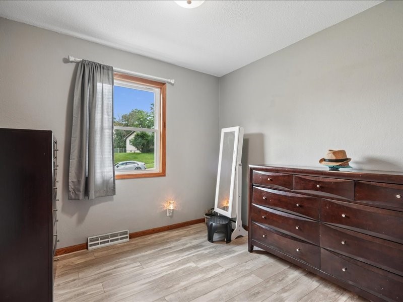 1633 23rd Street NW Cedar Rapids IA 52405