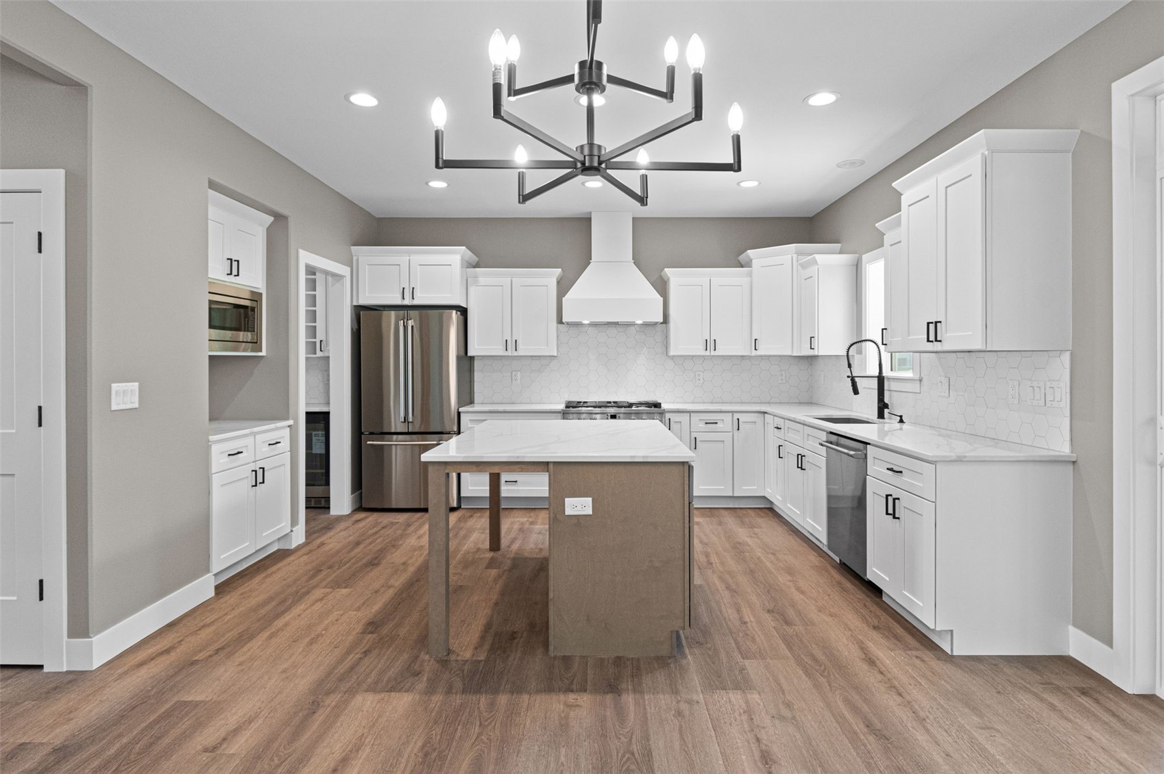 1005 Thomas Circle Tiffin IA 52340