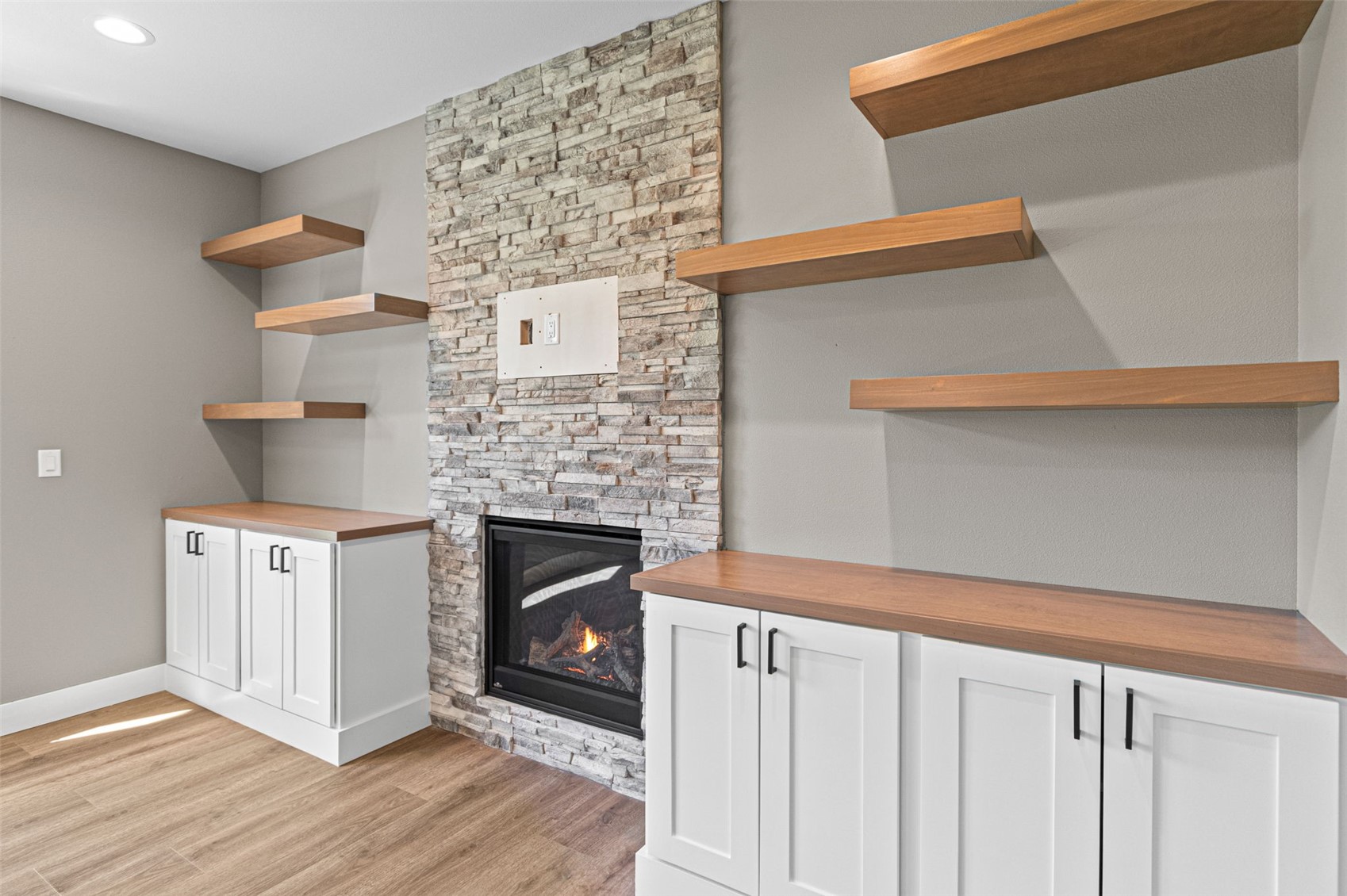 1005 Thomas Circle Tiffin IA 52340