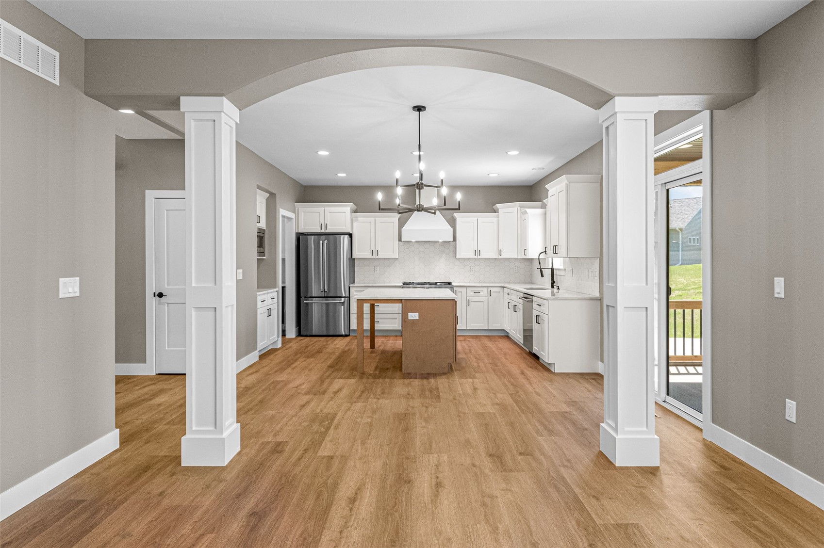 1005 Thomas Circle Tiffin IA 52340