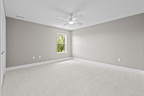 1005 Thomas Circle Tiffin IA 52340