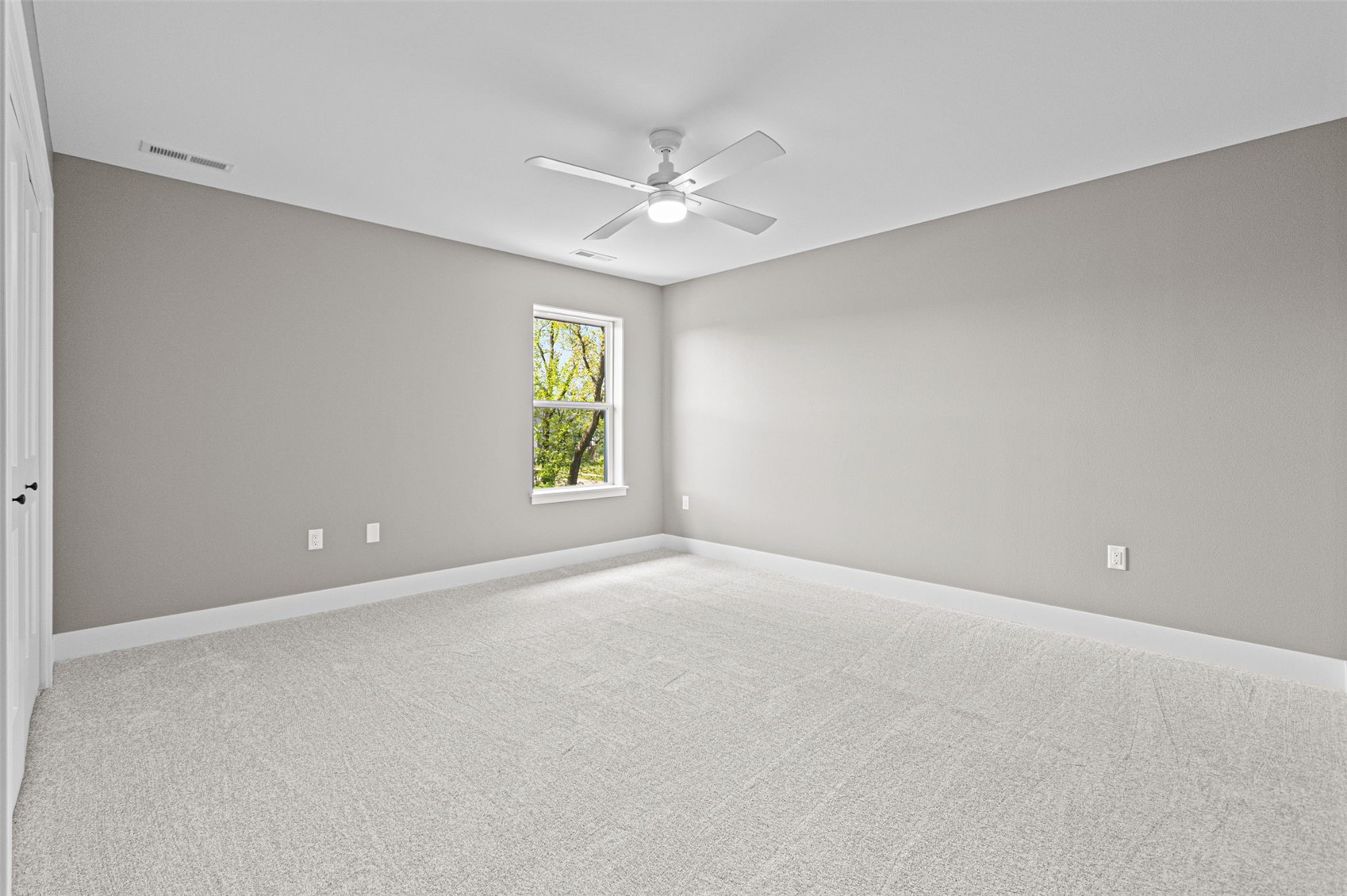 1005 Thomas Circle Tiffin IA 52340