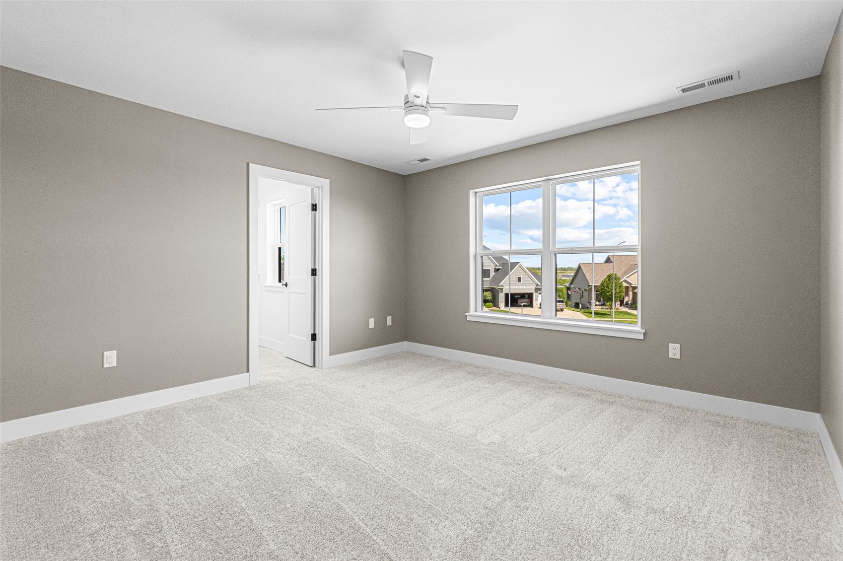 1005 Thomas Circle Tiffin IA 52340